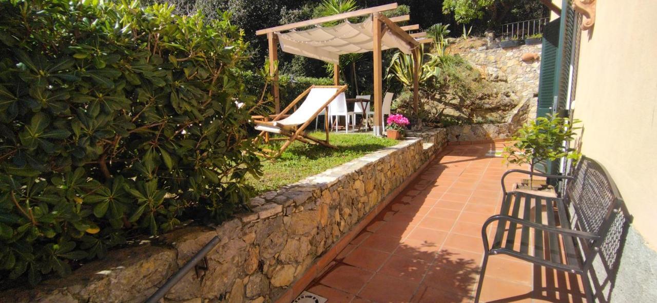 Casa Vacanze Luna Porto Venere Buitenkant foto