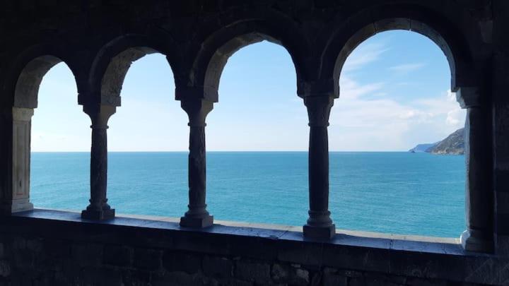 Casa Vacanze Luna Porto Venere Buitenkant foto